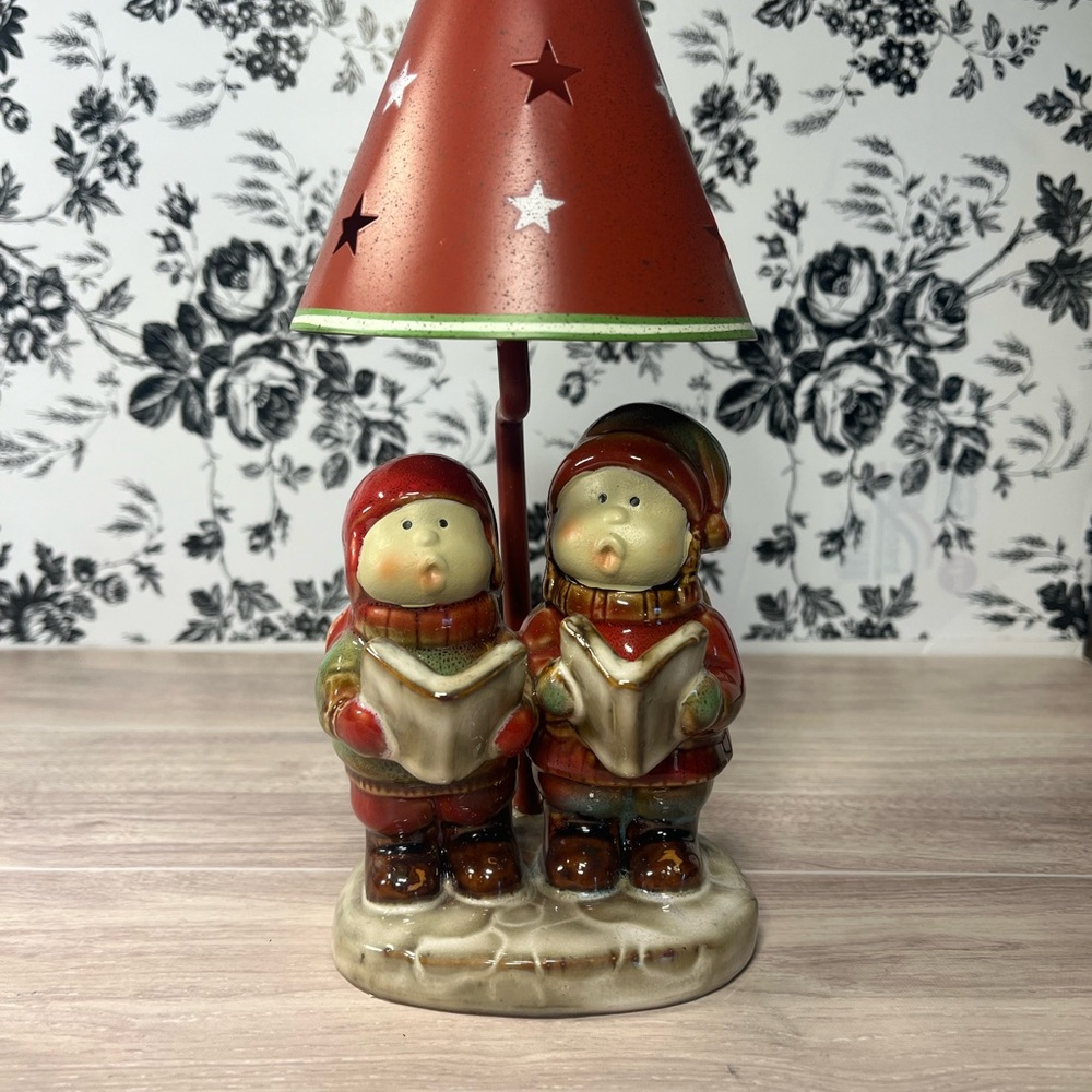 Vintage Retired Ceramic Yankee Tee Light Christmas Carolers Candle Holder
